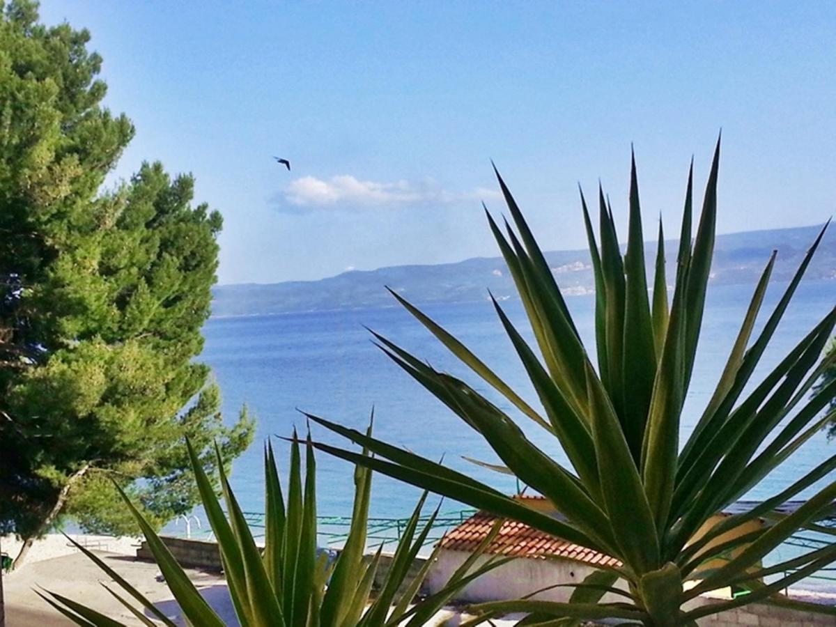 Apartments By The Sea Krilo Jesenice, Omis - 15145 Есенице Экстерьер фото
